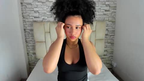 Snapshot of celesste_doll chatting on 11-21-25, 01:21 CELESSTE online show from 11-21-25, 01:21