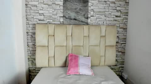 Snapshot of celesste_doll chatting on 12-04-25, 01:20 CELESSTE online show from 12-04-25, 01:20