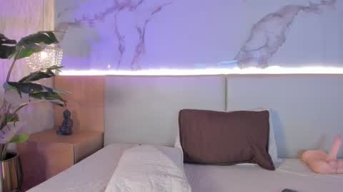 Snapshot of celeste_evanzz chatting on 11-07-25, 08:09 Celeste online show from 11-07-25, 08:09