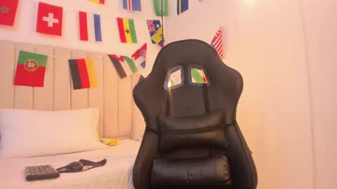 celeste_garcia08 online show from 07-04-26, 03:13