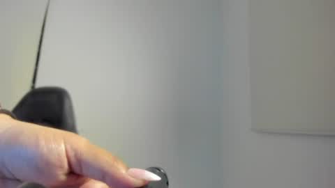 C E L E S T E online show from 06-11-26, 02:22