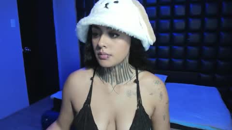 celeste owen18 online show from 11-22-25, 03:16