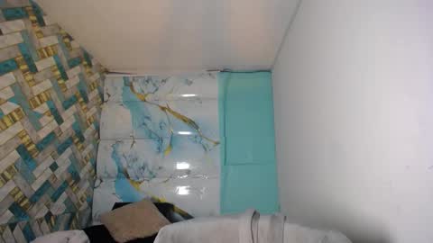 celeste_polis online show from 11-21-25, 08:07