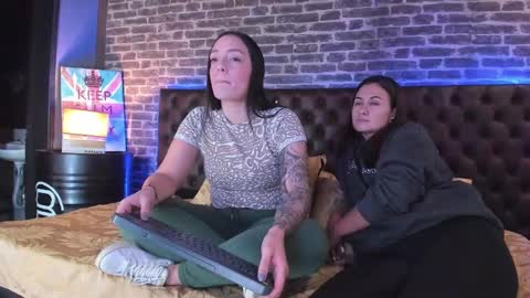 celeste_starsss online show from 02-10-25, 02:41