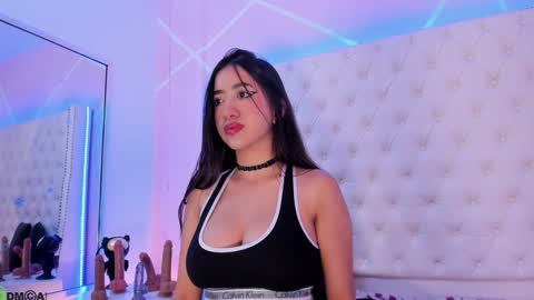 Snapshot of celeste_wayne chatting on 01-27-25, 09:44 Celeste Wayne online show from 01-27-25, 09:44