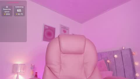 Snapshot of celestecute_ chatting on 12-28-24, 10:34 Celeste INSTAGRAM Celestecute 01 online show from 12-28-24, 10:34