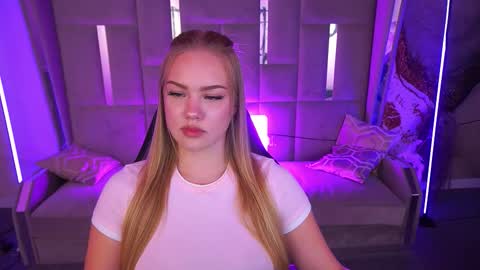 celestenoirr online show from 09-15-25, 01:11