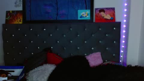 I am Valentinn online show from 02-10-25, 02:52