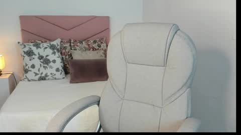 Snapshot of celestica_rose chatting on 12-29-24, 09:17 Celestica online show from 12-29-24, 09:17