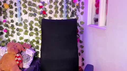 Celestineeeeee online show from 12-02-24, 05:04