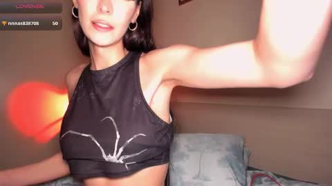 Snapshot of celine_rose chatting on 05-13-26, 02:25 Ji-yoon online show from 05-13-26, 02:25