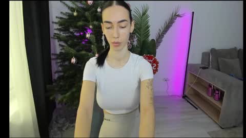 Snapshot of celine_roxelle chatting on 11-18-25, 11:58 Celine Roxelle online show from 11-18-25, 11:58