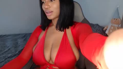 Snapshot of celinecostas chatting on 12-04-25, 07:55 Celine Costas online show from 12-04-25, 07:55