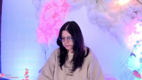 Snapshot of centaurigirls chatting on 01-27-25, 11:43 Hello guys my name is Sofi and Lizzie and  Vanessa online show from 01-27-25, 11:43