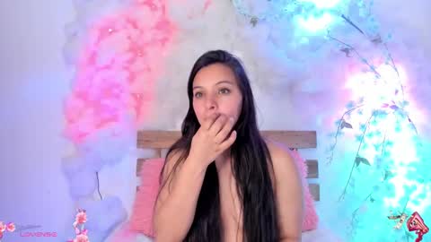 Snapshot of centaurigirls chatting on 02-12-25, 08:18 Hello guys my name is Sofi and Lizzie and  Vanessa online show from 02-12-25, 08:18