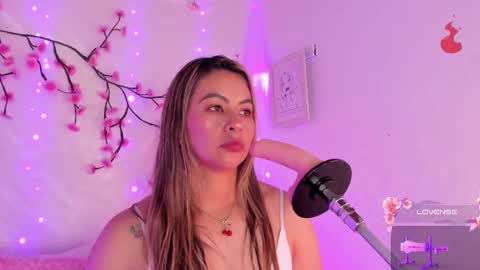 Snapshot of centaurigirls chatting on 10-04-25, 04:16 Hello guys my name is Sofi and Lizzie and  Vanessa online show from 10-04-25, 04:16