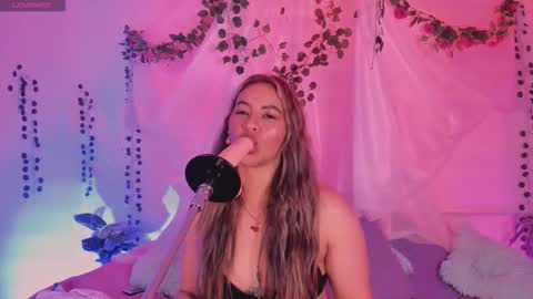 Hello guys my name is Sofi and Lizzie and  Vanessa online show from 11-07-25, 03:28