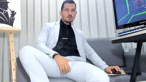 Cesar online show from 03-24-26, 04:23