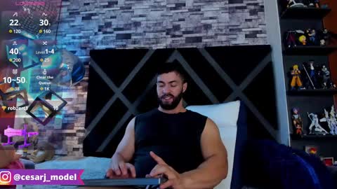Snapshot of cesar_joness chatting on 02-14-25, 11:42 Cesar jones online show from 02-14-25, 11:42