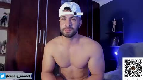 Snapshot of cesar_joness chatting on 09-23-25, 11:41 Cesar jones online show from 09-23-25, 11:41