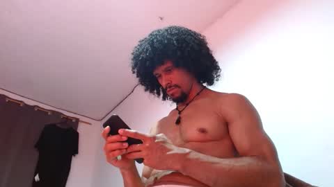 Snapshot of cesar_master_ chatting on 05-14-26, 11:17 cesar_master_ online show from 05-14-26, 11:17