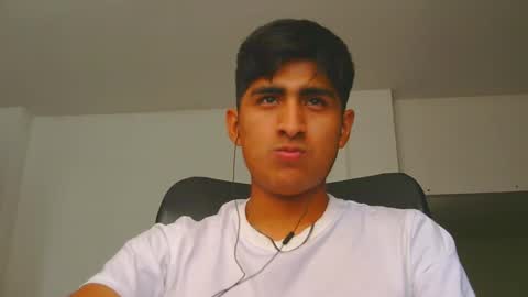 Snapshot of cesarex148 chatting on 12-17-24, 06:53 Cesar online show from 12-17-24, 06:53