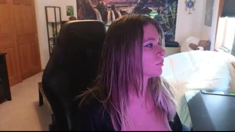 Marie online show from 02-04-26, 07:31