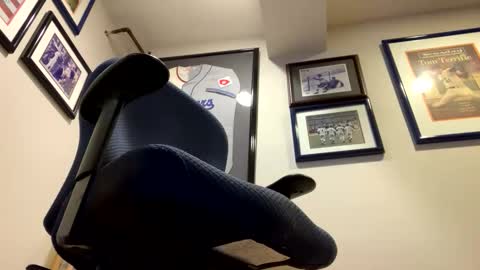 cfnmer online show from 11-15-25, 09:21