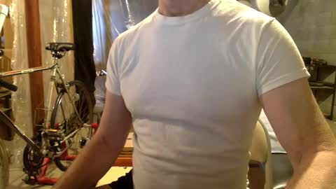 Snapshot of cfnmworkout1 chatting on 01-10-25, 06:49 cfnmworkout1 online show from 01-10-25, 06:49