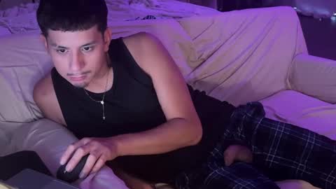 Snapshot of ch3micalhyp3boy chatting on 10-17-25, 05:26 Kpapi online show from 10-17-25, 05:26