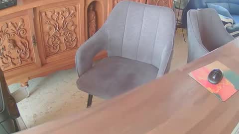 Snapshot of ch423031 chatting on 04-05-26, 12:13 ch423031 online show from 04-05-26, 12:13