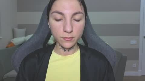 Kate online show from 05-19-26, 05:36