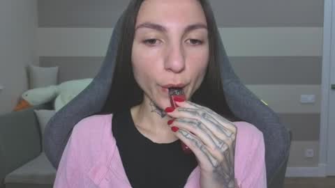 Kate online show from 05-26-26, 05:58