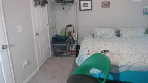 Chuck online show from 04-23-26, 05:59