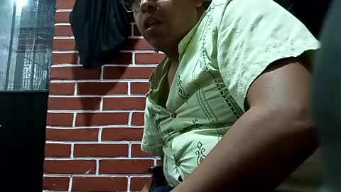 Snapshot of chachote9139 chatting on 10-14-25, 07:31 chachote9139 online show from 10-14-25, 07:31