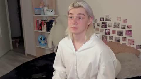 chad_logan online show from 06-12-26, 07:13