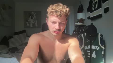 ChadTitan online show from 09-08-25, 02:38