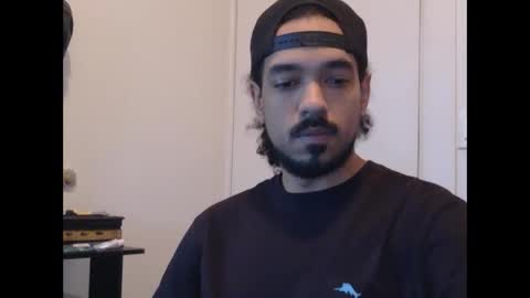 Snapshot of chainnballz chatting on 11-17-25, 11:32 ChainNballzz online show from 11-17-25, 11:32