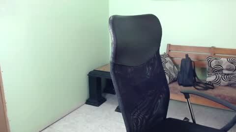 Snapshot of chalonvera chatting on 05-30-26, 07:33 Chalon online show from 05-30-26, 07:33