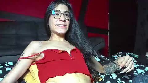 Snapshot of chaminelan chatting on 12-24-24, 12:11 chaminelan online show from 12-24-24, 12:11