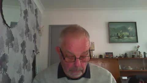 Snapshot of champers37 chatting on 01-17-25, 10:33 Champers online show from 01-17-25, 10:33