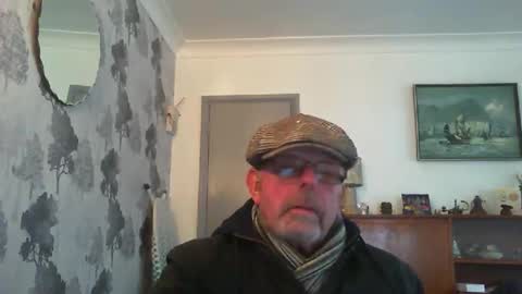 Snapshot of champers37 chatting on 01-21-25, 10:30 Champers online show from 01-21-25, 10:30