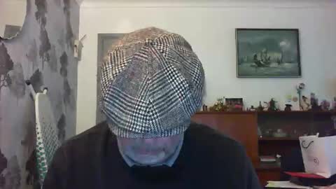 Champers online show from 12-18-25, 09:48