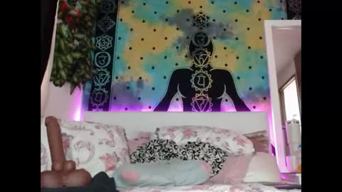 Snapshot of chaneel_ chatting on 01-08-25, 07:45 Chanel M. online show from 01-08-25, 07:45