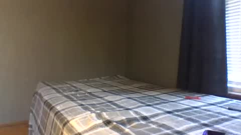 chanel2002 online show from 10-13-25, 02:28