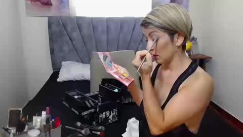 chanel online show from 10-20-25, 03:45