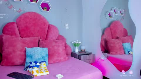 C H A N E L online show from 02-01-25, 02:05