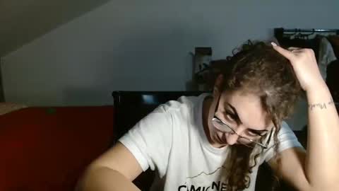 Snapshot of chanelis069 chatting on 02-25-25, 05:15 Stephanieblisss online show from 02-25-25, 05:15