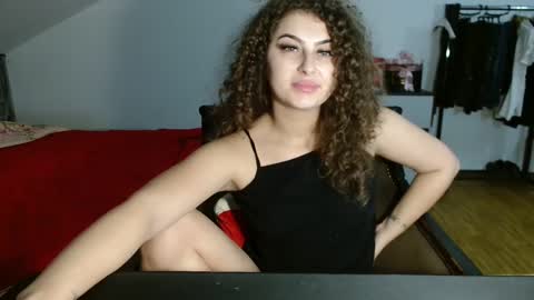 Snapshot of chanelis069 chatting on 02-27-25, 09:58 Stephanieblisss online show from 02-27-25, 09:58