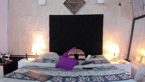 chanellejohnson_ online show from 11-04-25, 10:20